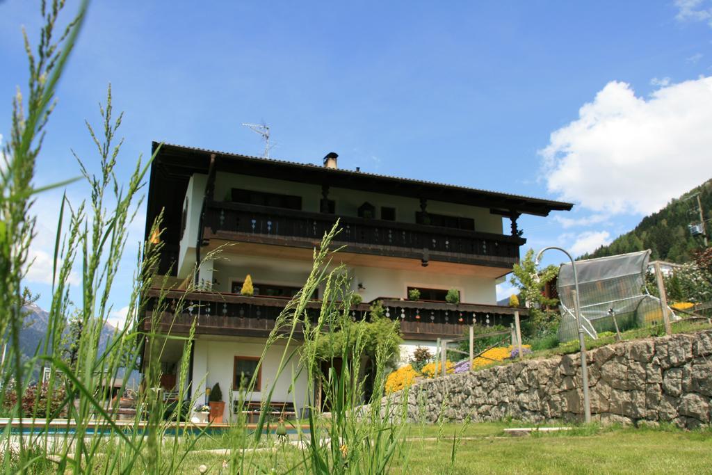 Zimmervermietung Groeberhof Schenna Dış mekan fotoğraf